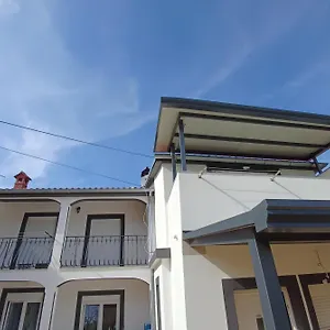 https://apartmani-mirko-rovinj.in-istria.net